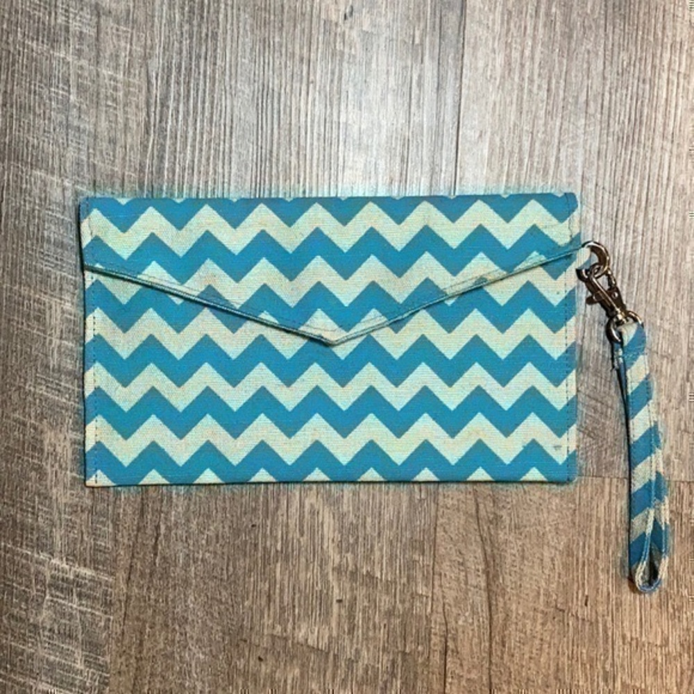 Small canvas blue/tan chevron clutch purse